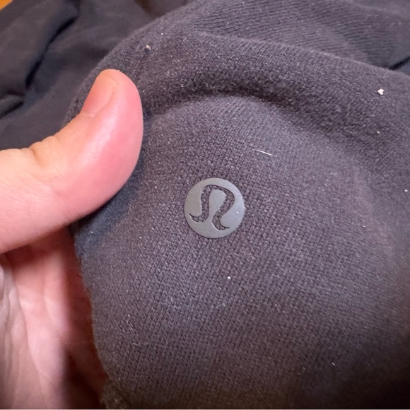Lululemon Sweatshirt - Picture 5 of 5